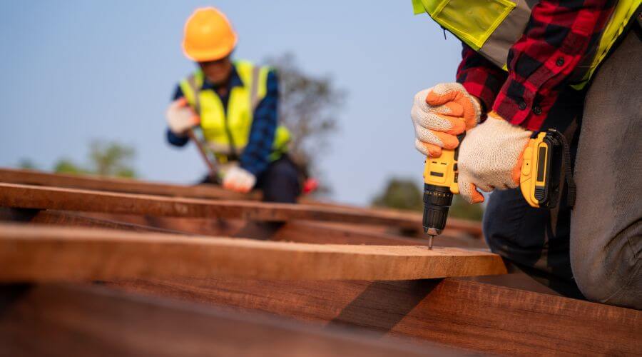 Professional residential roofers in Coulter, IA